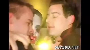播放 湿同性恋fuckfest充满暨