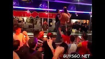 播放 努力增加一份一份的数量