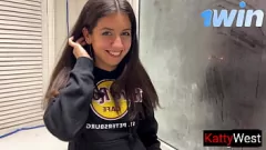 Oynat Balkonda kaba seks ile hile yapan genç Katty West yakalamak