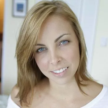 قناة Krystal Banks