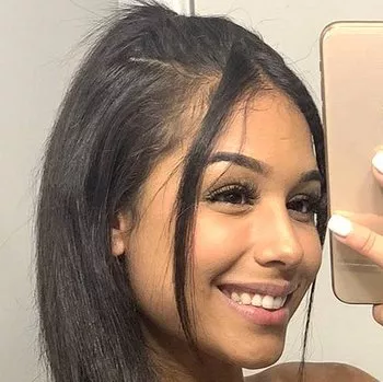 Actrita Camila Cortez